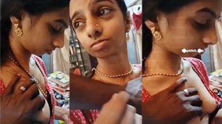 Indian Mallu Aunty Boobs Pressed By Electrician Man
