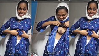 Sexy Indian Muslim Girl Show Big Boobs & Hard Sex