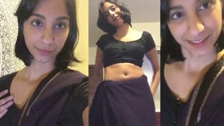NRI Girl In Black Saree Mastrubating With Dildos MMS Viral