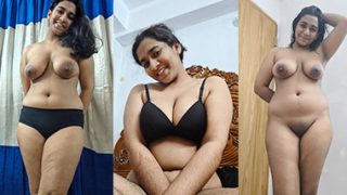 Sexy Bengali Horny Girl Showing Her Pussy Masturbating MMS